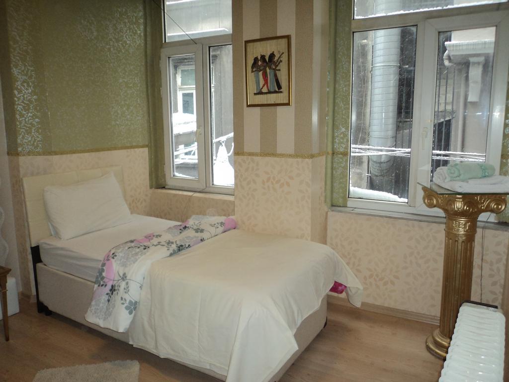 New Redriver Hostel Κωνσταντινούπολη Δωμάτιο φωτογραφία