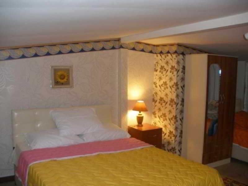 New Redriver Hostel Κωνσταντινούπολη Εξωτερικό φωτογραφία